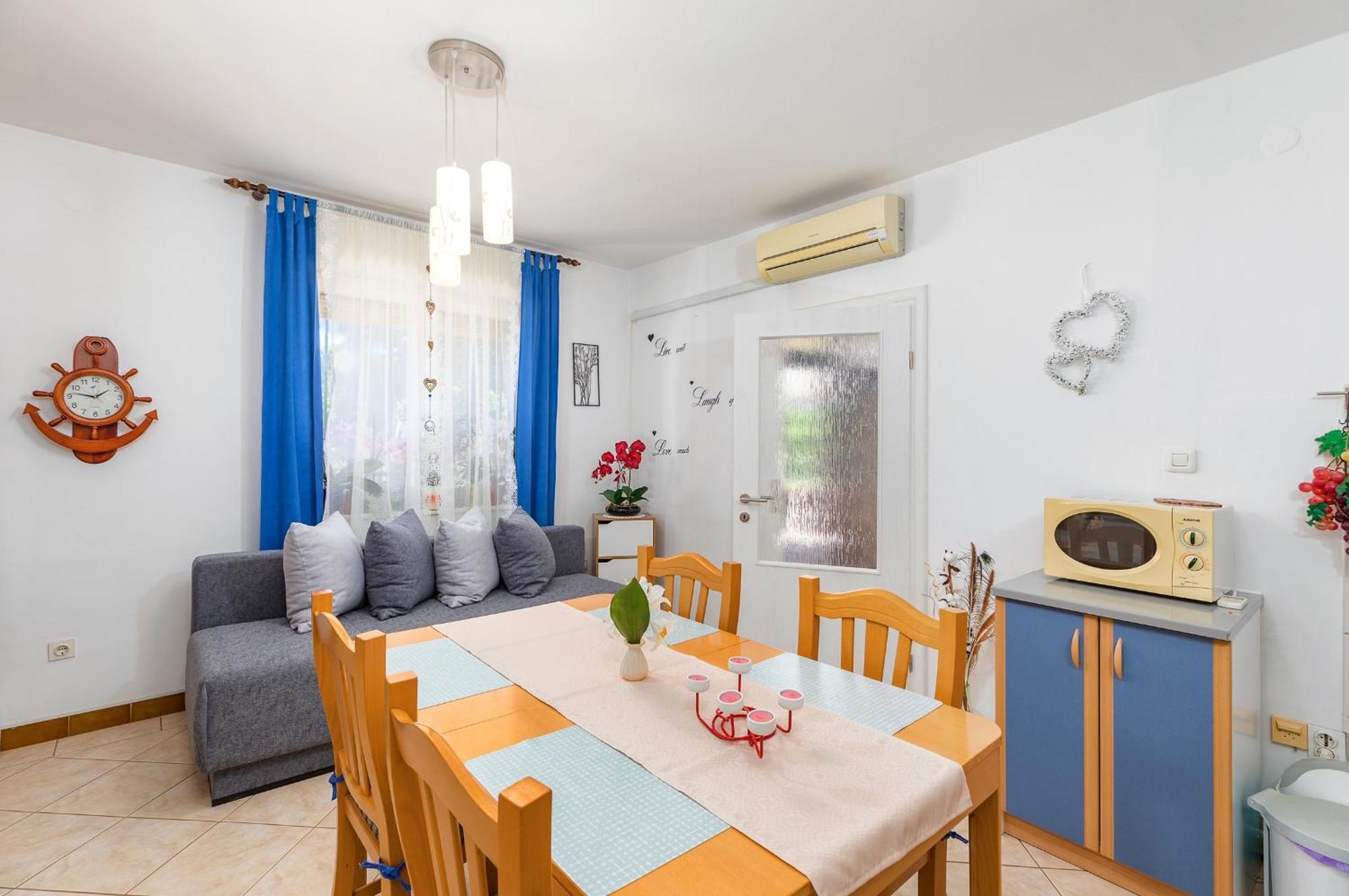 Apartment Milena Pula Bagian luar foto